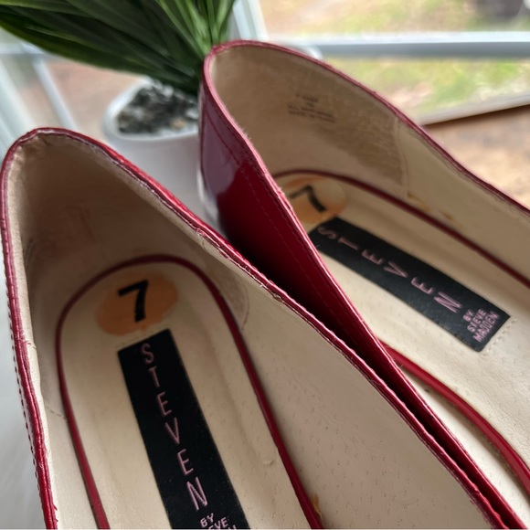 Steve Madden Retro Red Peep Toe Wedge Dress Shoe Heels - Picture 3 of 7